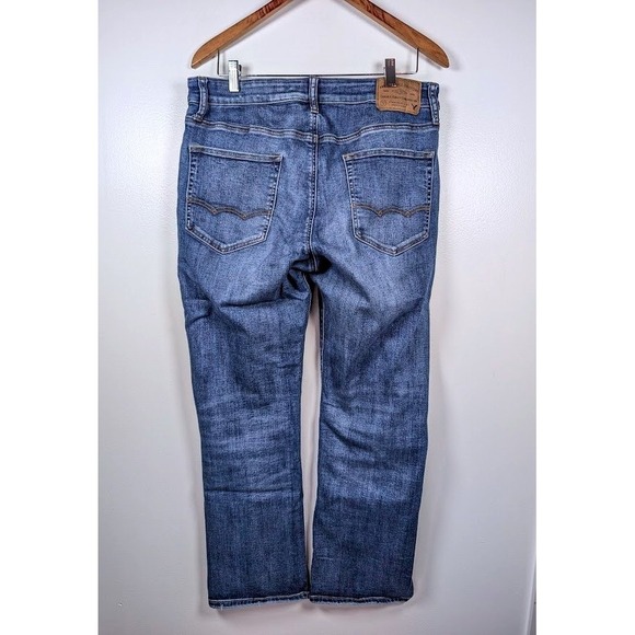American Eagle Original bootcut Jeans 34x29 Extreme Flex Medium Wash Straight - Picture 2 of 9